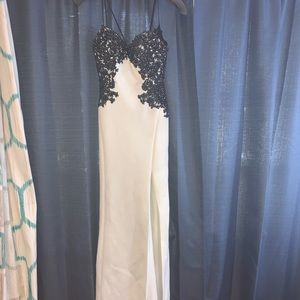 Black & white prom dress